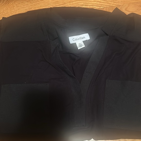 4 Piece size Large Women’s Sleeveless Tops - Picture 2 of 5